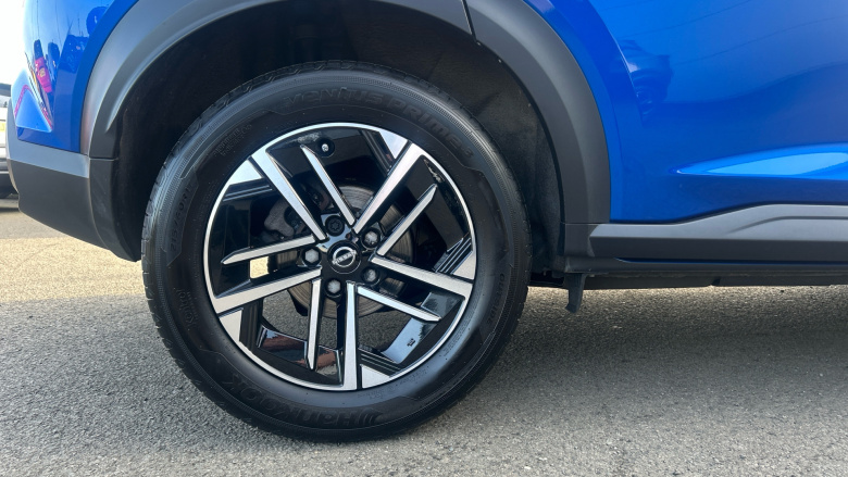 Nissan Juke 1.0 DiG-T N-Connecta 5dr DCT Petrol Hatchback